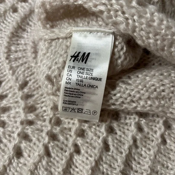 H&M Scarf Shawl - Picture 7 of 9